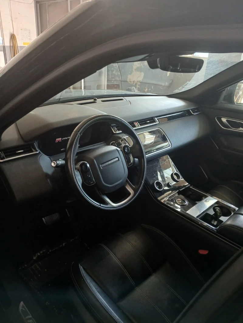 Land Rover Range Rover Velar, снимка 3 - Автомобили и джипове - 52338149