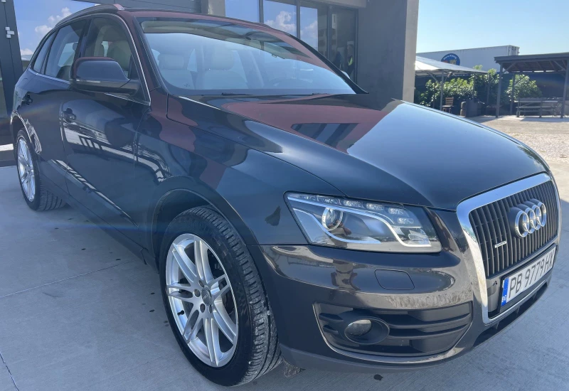 Audi Q5 2.0TDi, снимка 3 - Автомобили и джипове - 50550529