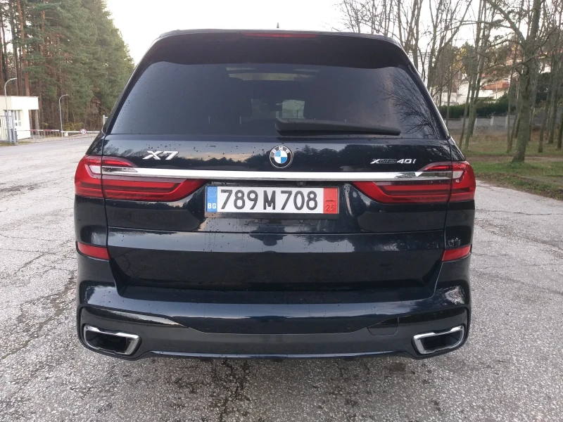 BMW X7 40i* M-SPORT* SHADOW LINE* НАЛИЧНА* БЕЗ ИНЦИДЕНТИ*, снимка 10 - Автомобили и джипове - 52567504