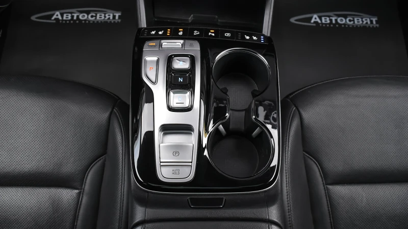 Hyundai Tucson 1.6 T-GDi PREMIUM Plug-in Hybrid 4x4 Automatic, снимка 11 - Автомобили и джипове - 53324763