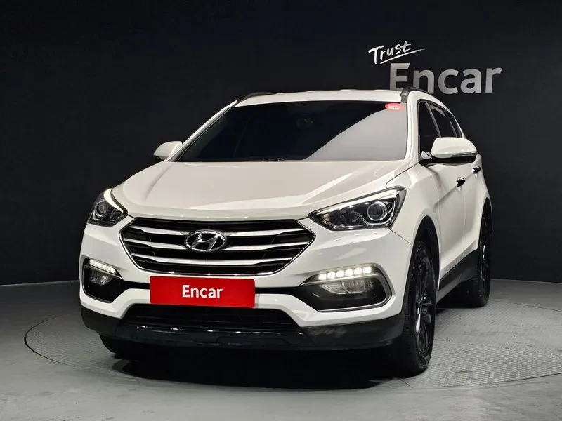 Hyundai Santa fe 2.0 CRDi 4WD - САМО 30% АВАНС, снимка 3 - Автомобили и джипове - 56021698