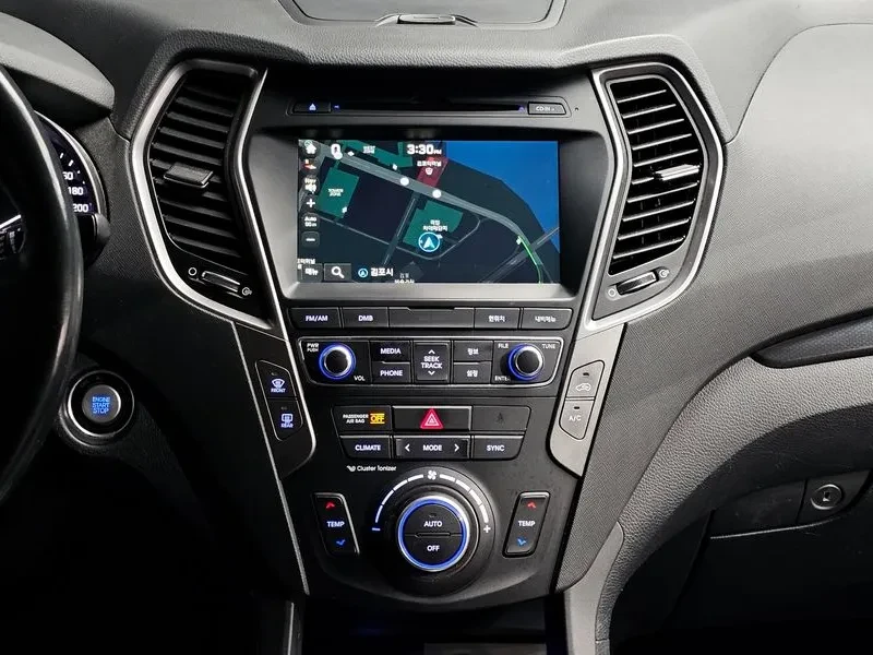 Hyundai Santa fe 2.0 CRDi 4WD - САМО 30% АВАНС, снимка 16 - Автомобили и джипове - 56021698