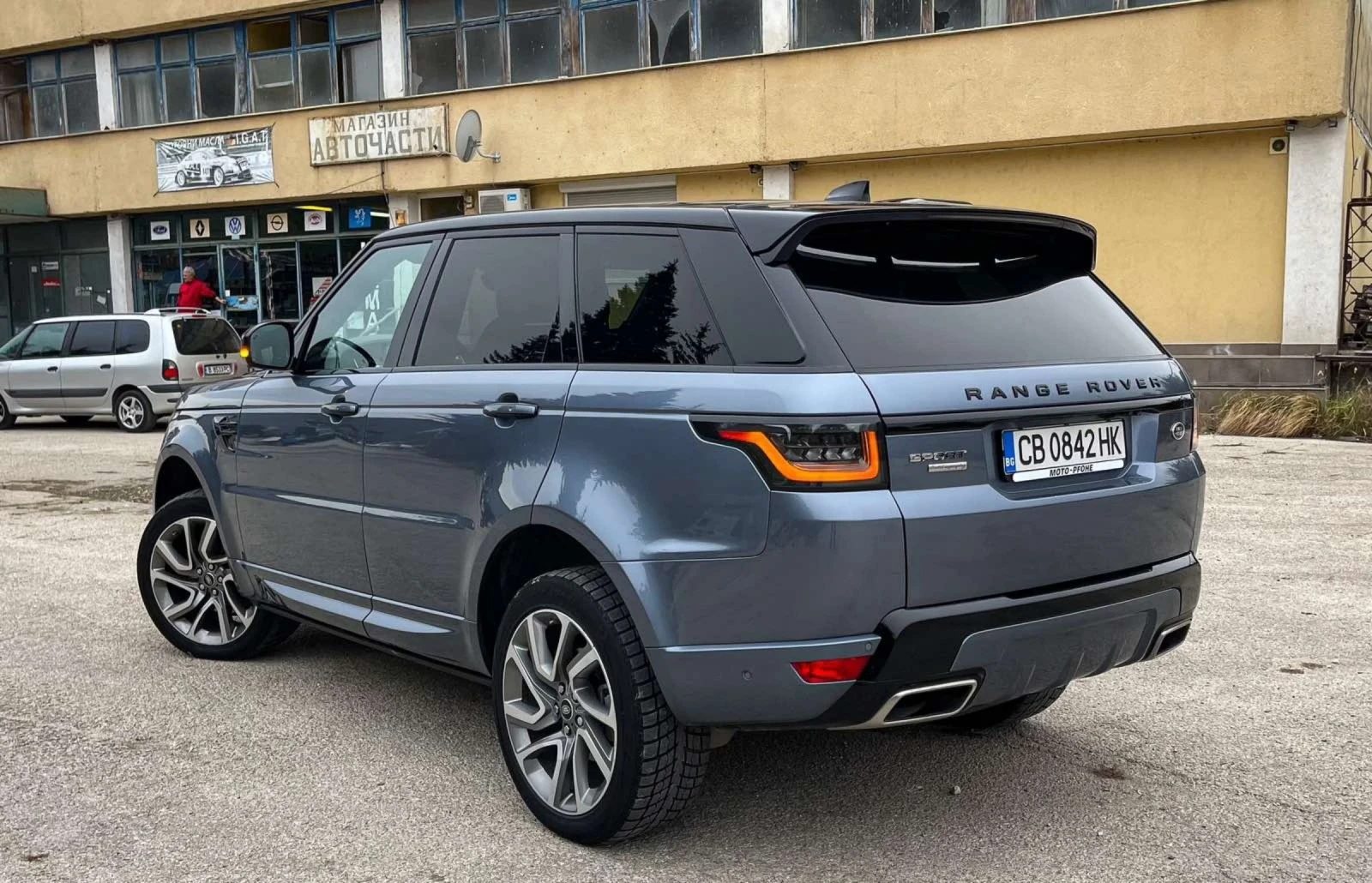 Land Rover Range Rover Sport  Dynamic 3.0SDV6,4x4 - изображение 5