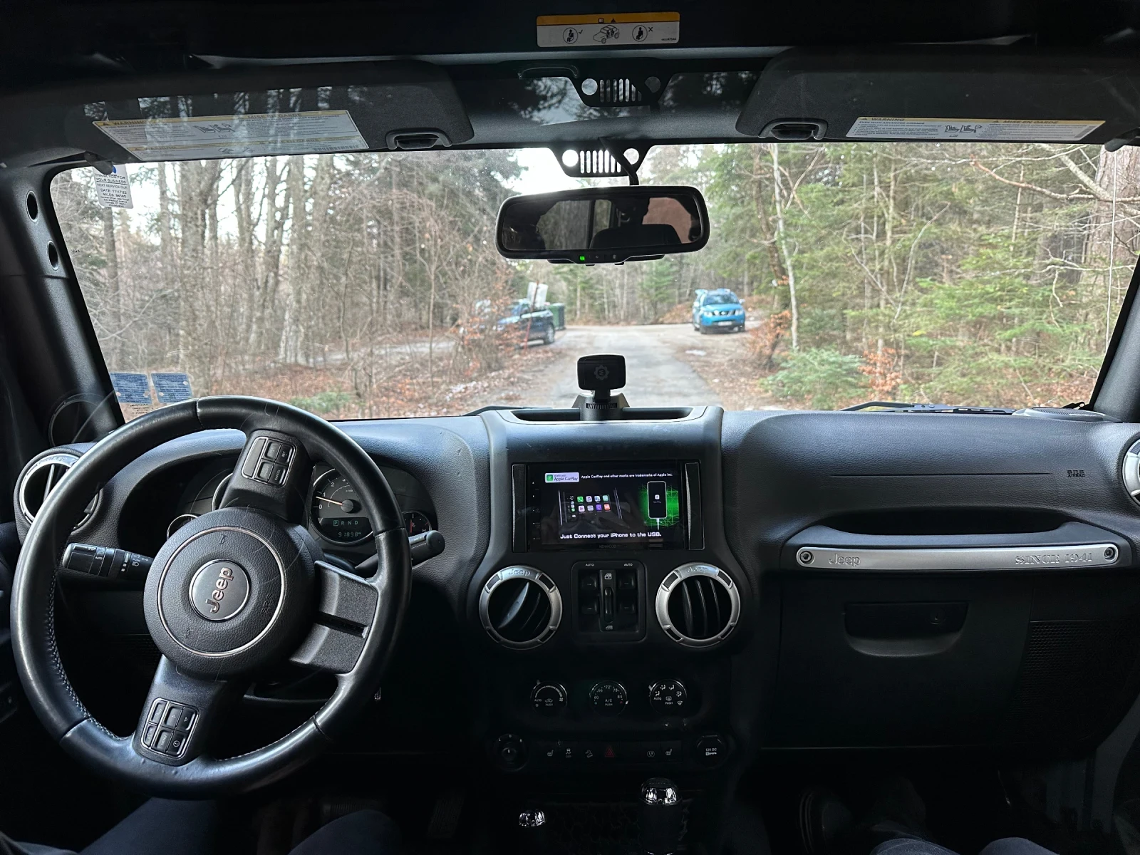 Jeep Wrangler Sahara - изображение 6