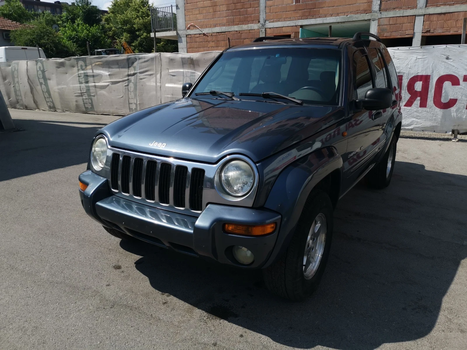 Jeep Cherokee 3.7 AVTOMAT GAZ UNIKAT  - изображение 3