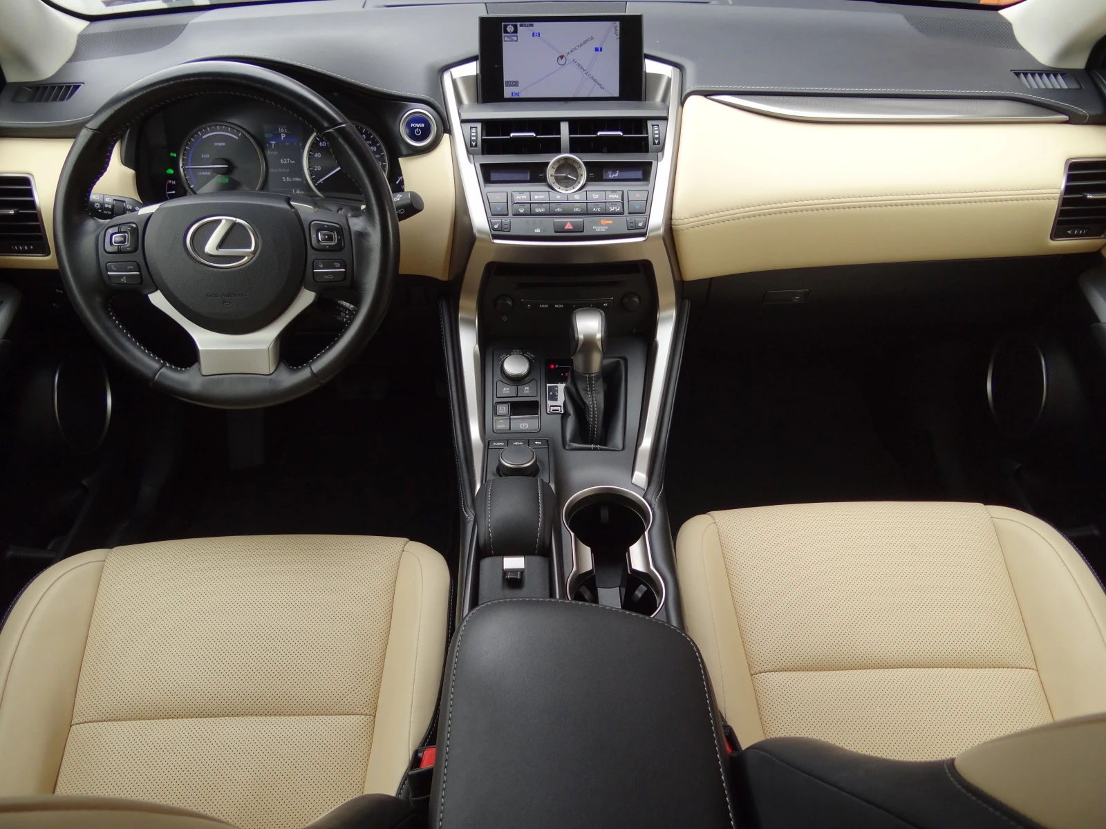Lexus NX 300h 2.5i-197k.c./4x4/AUTO/KOJA/NAVI/LED/KEYLESS/Euro-6 - изображение 9