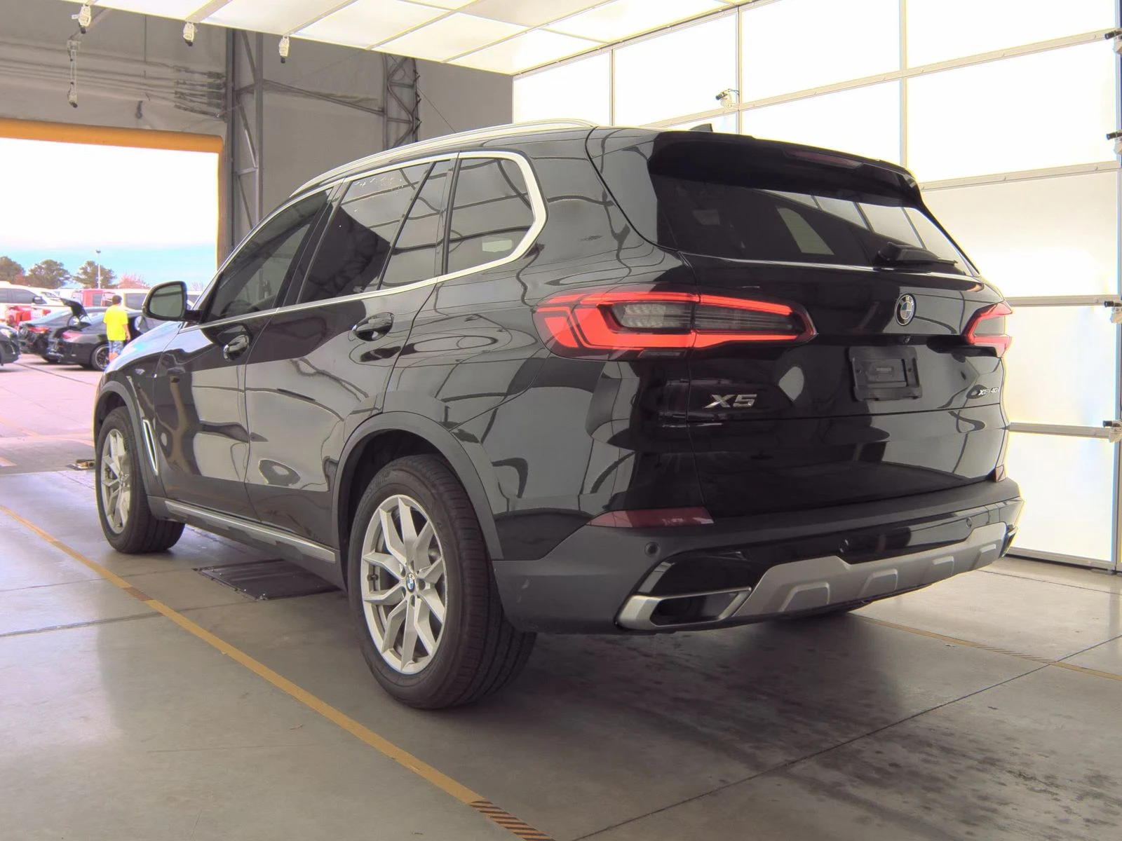 BMW X5 xDrive40i - изображение 6