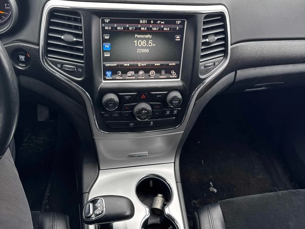 Jeep Grand cherokee * 4WD 4dr Laredo * CARFAX * ���� �� �� | Mobile.bg � ����������� 9