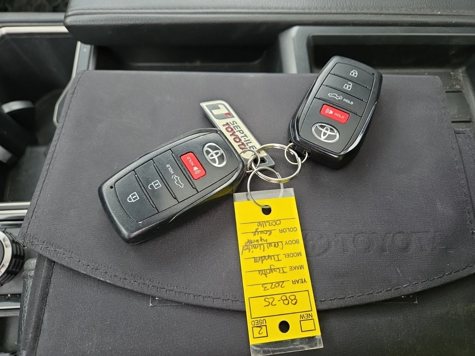 Toyota Tundra LIMITED HYBRID CREW CAB STD BED * Carfax*  | Mobile.bg � ����������� 13