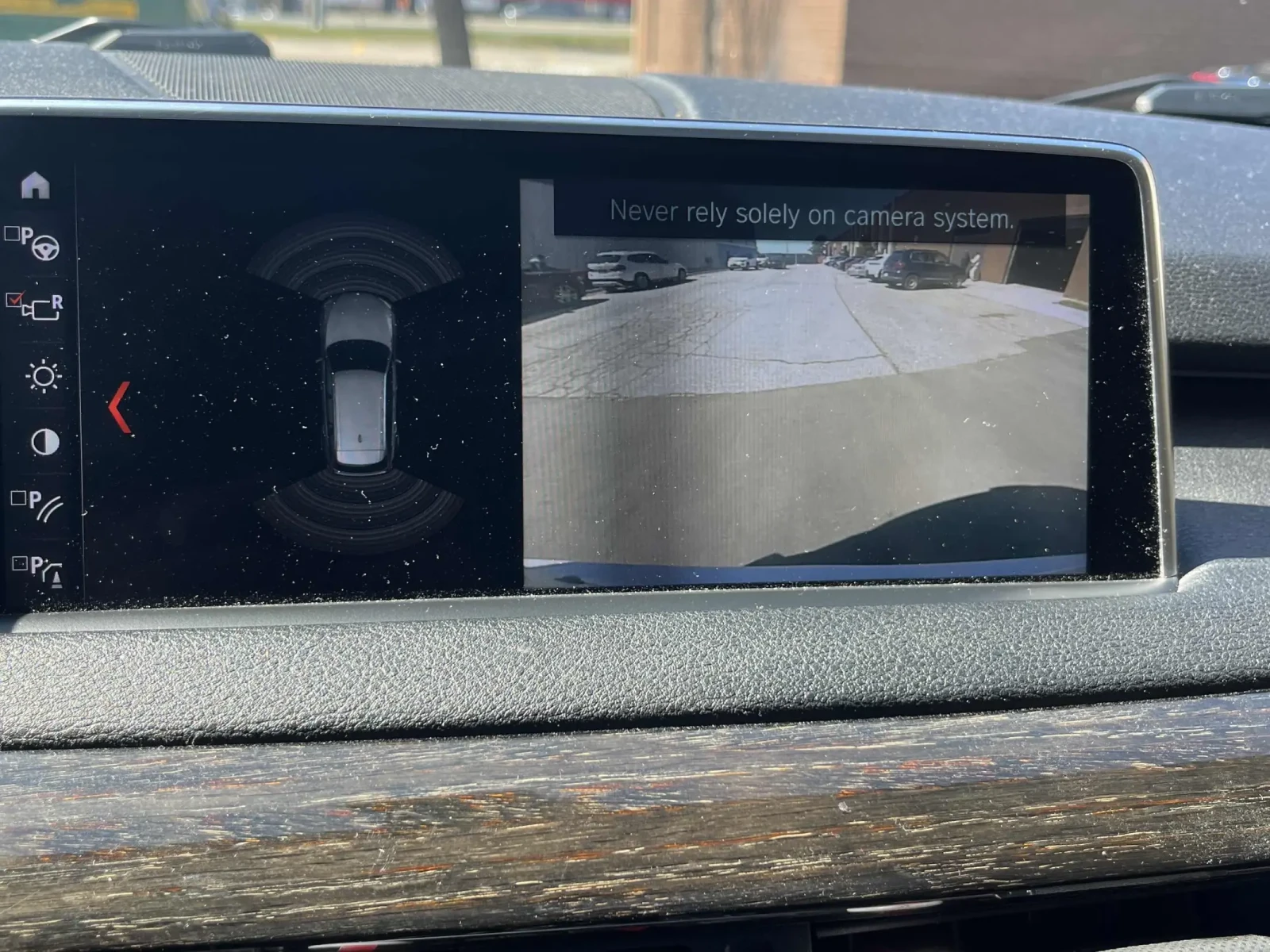 BMW X5 xDrive40e * * CARFAX * * АВТО КРЕДИТ * * , снимка 13 - Автомобили и джипове - 54169570