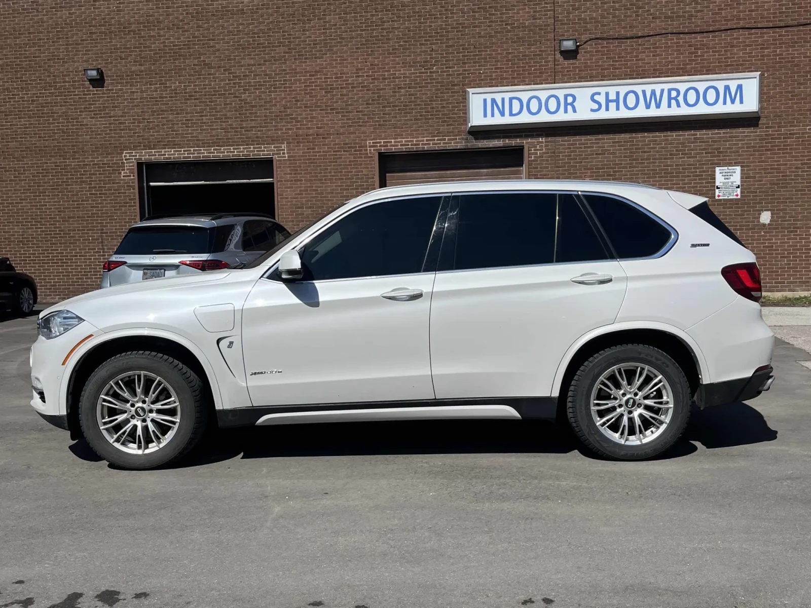 BMW X5 xDrive40e * * CARFAX * * АВТО КРЕДИТ * * , снимка 3 - Автомобили и джипове - 54169570