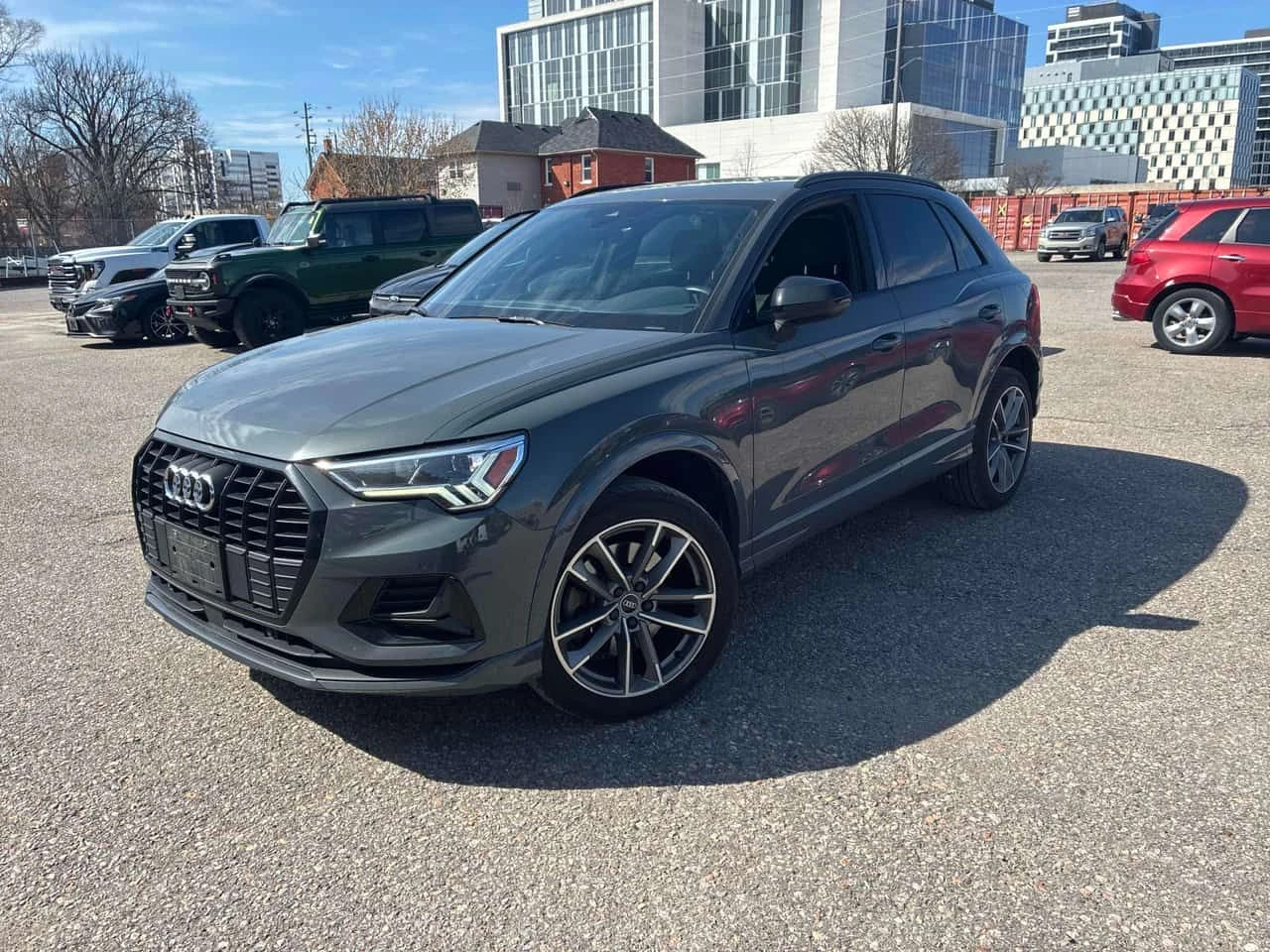 Audi Q3 QUATTRO * ДИСТРОНИК* ДИГИТАЛЕН КИЛОМЕТРАЖ* ПАНОРАМ