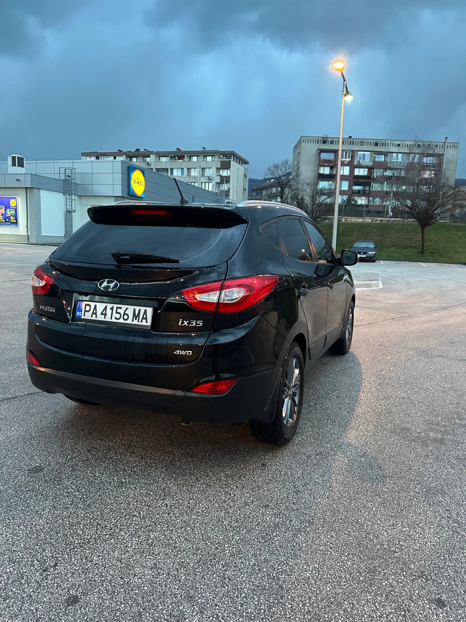 Hyundai IX35 4x4 ШВЕЙЦАРИЯ , снимка 5 - Автомобили и джипове - 54679644