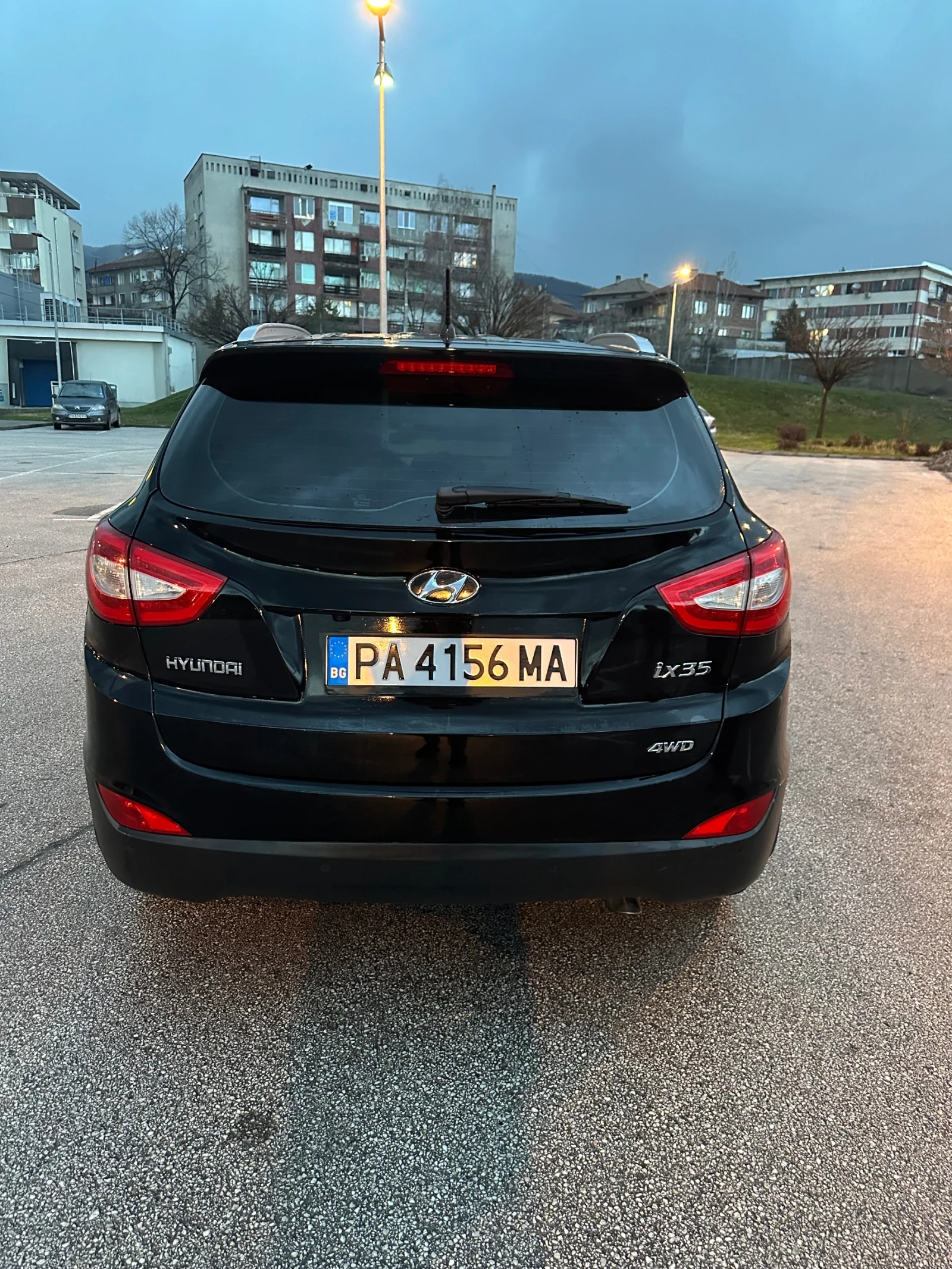 Hyundai IX35 4x4 ШВЕЙЦАРИЯ , снимка 4 - Автомобили и джипове - 54679644