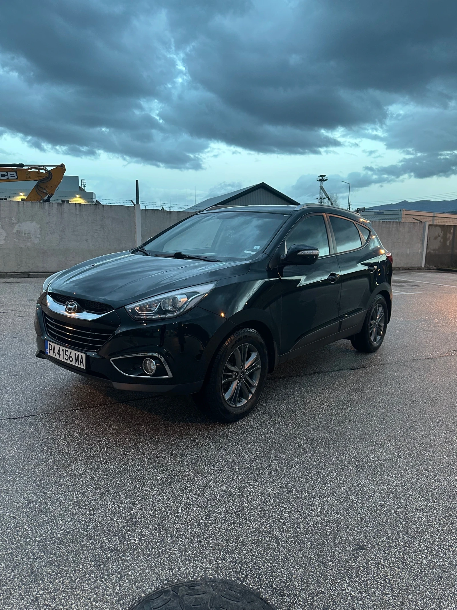 Hyundai IX35 4x4 ШВЕЙЦАРИЯ , снимка 2 - Автомобили и джипове - 54679644