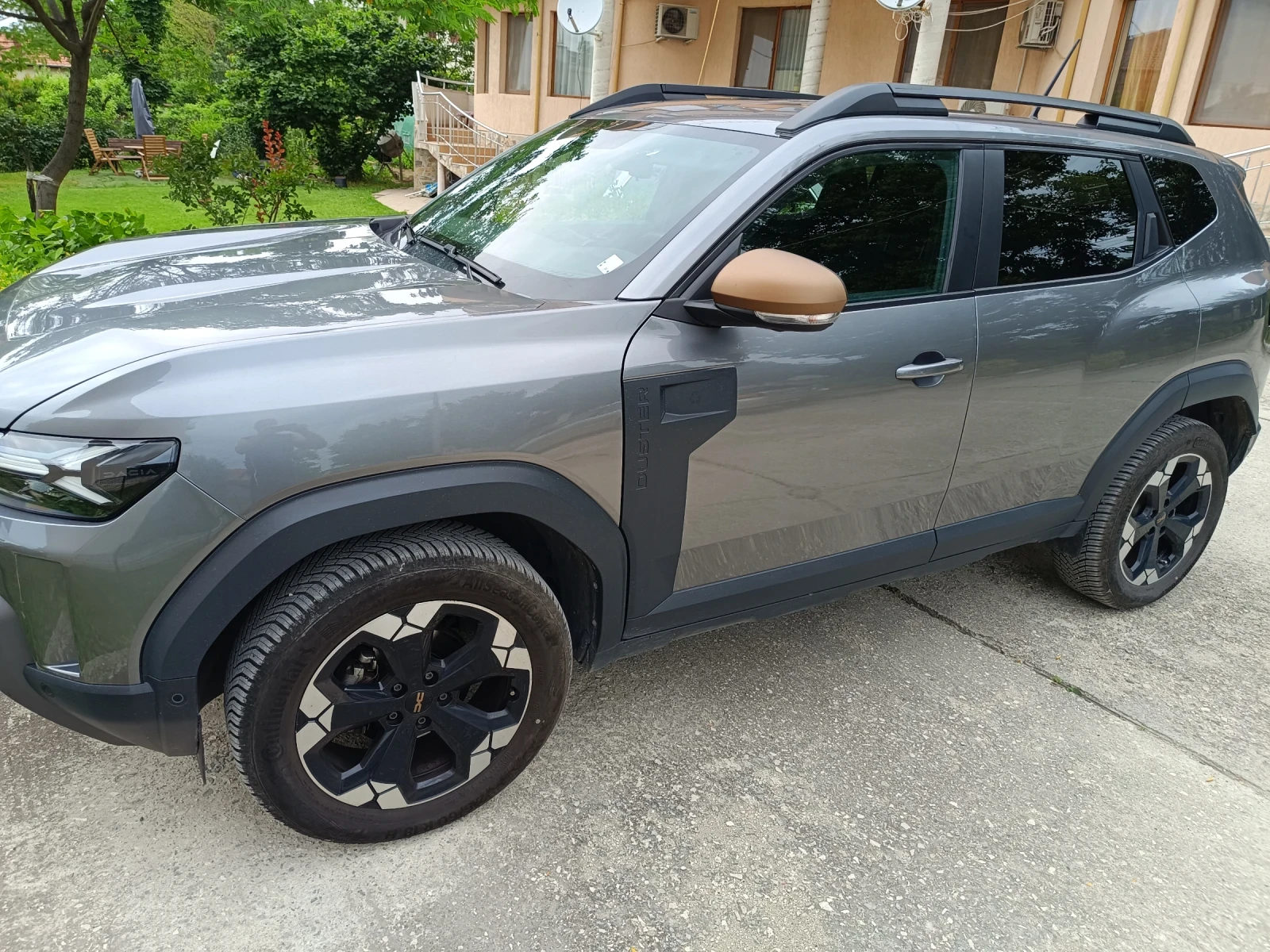 Dacia Duster Дъстър, снимка 3 - Автомобили и джипове - 54894973