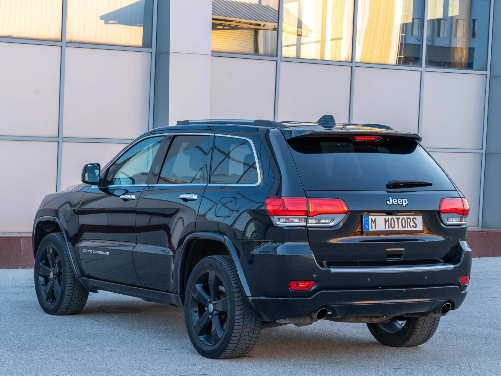 Jeep Grand cherokee Overland 3.0 CRDI 250 кс.  Панорама Кожа, снимка 5 - Автомобили и джипове - 55002418