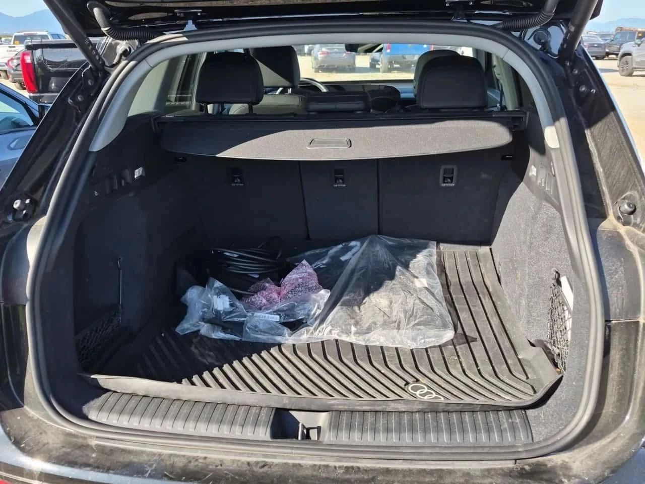 Audi Q6, снимка 14 - Автомобили и джипове - 56686473