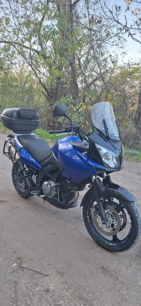 Suzuki V-strom, снимка 1