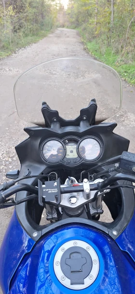 Suzuki V-strom, снимка 2