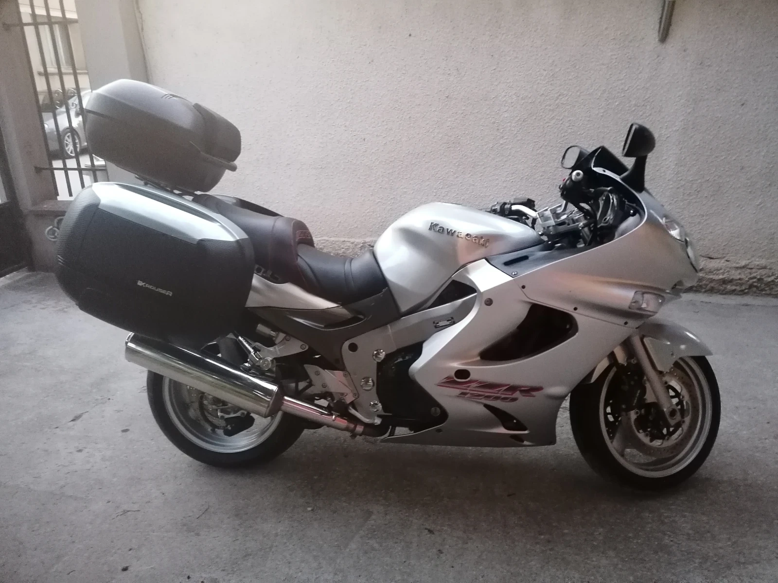 Kawasaki Zzr 1200 - изображение 8