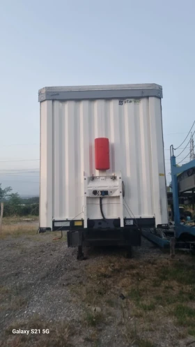 Полуремарке Krone Profi liner, снимка 1
