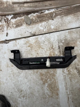 Nissan Pathfinder  3стоп на задния капак, снимка 4