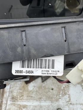 Nissan Pathfinder  3стоп на задния капак, снимка 6