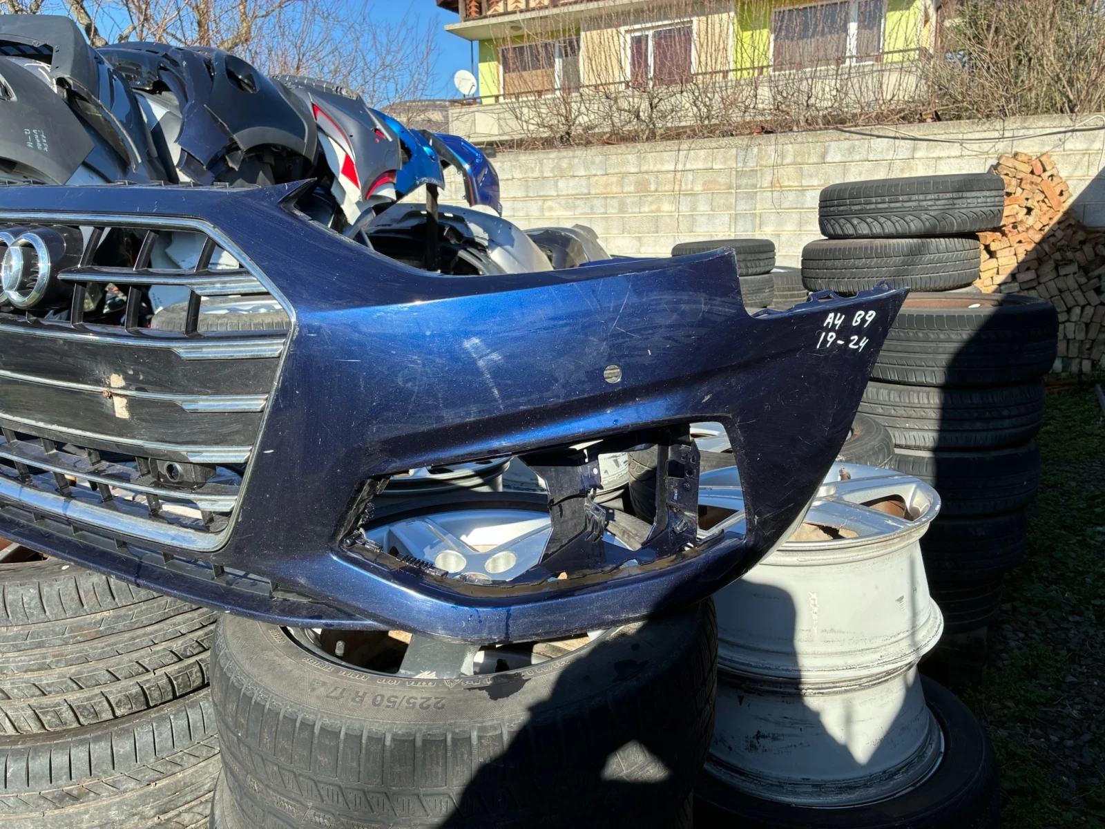 ���������� ����� �� ���� �4 B9. ��������. 2019-2022�. 8W0807437AH. | Mobile.bg � ����������� 2