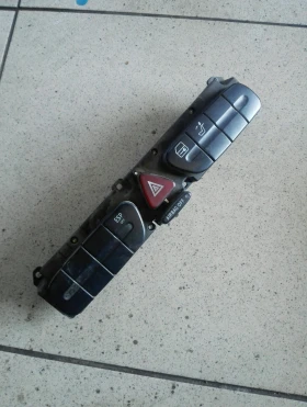 Копче аварийни Мерцедес Ц270 w203