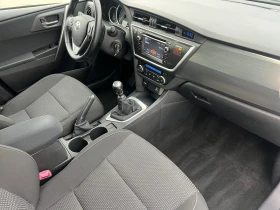 Toyota Auris 1.6-NAVI FULL, снимка 13