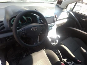 Toyota Corolla verso, снимка 7