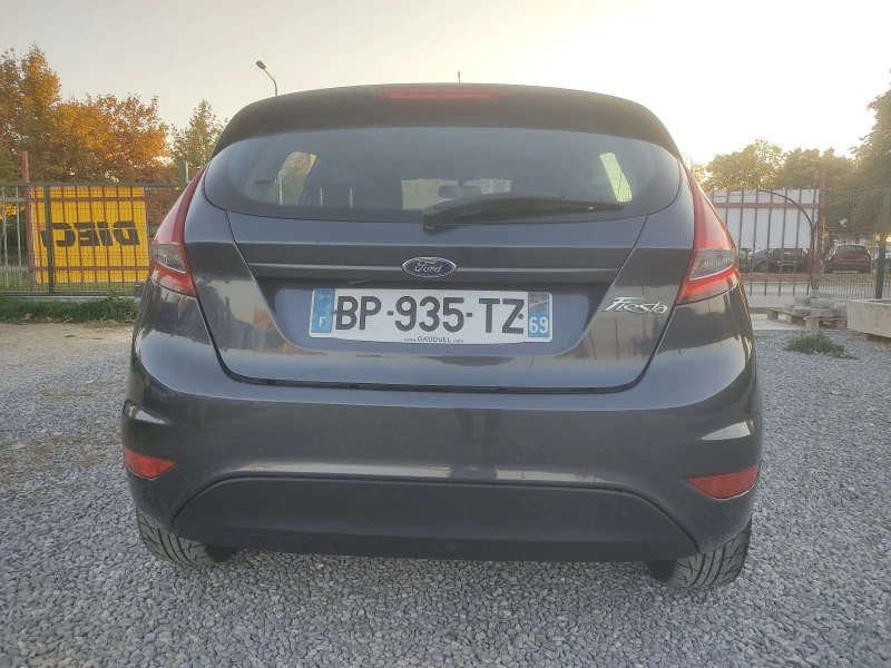 Ford Fiesta 1.4 TDCi/70k.c./KLIMA , снимка 7 - Автомобили и джипове - 38484667