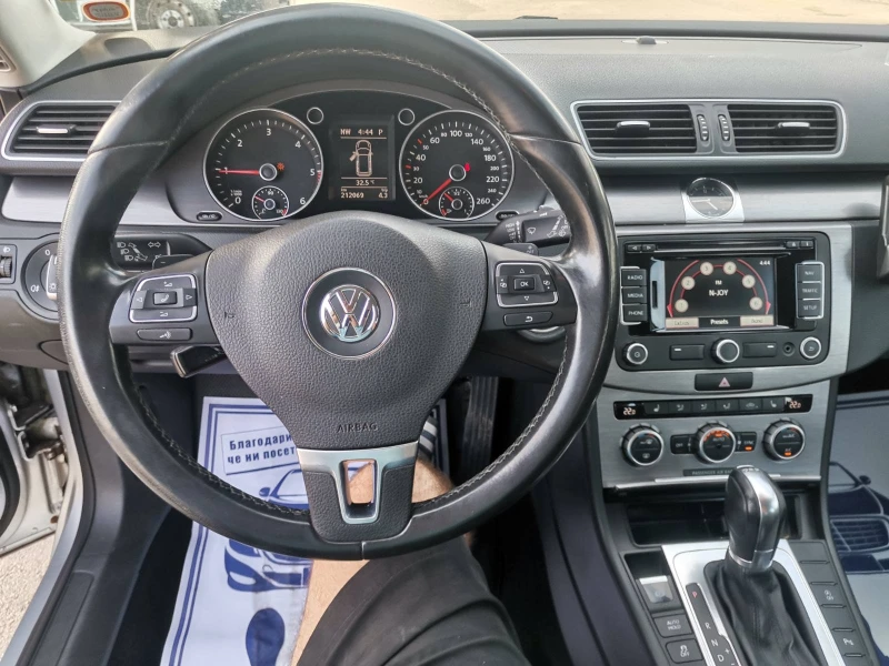 VW Passat УНИКАТ/NAVI/АВТОМАТ, снимка 9 - Автомобили и джипове - 47329691