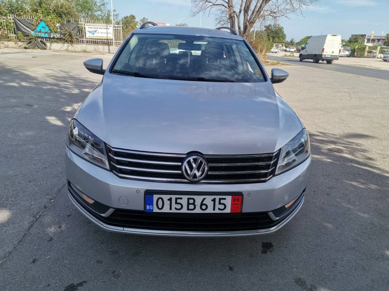 VW Passat УНИКАТ/NAVI/АВТОМАТ, снимка 2 - Автомобили и джипове - 47329691