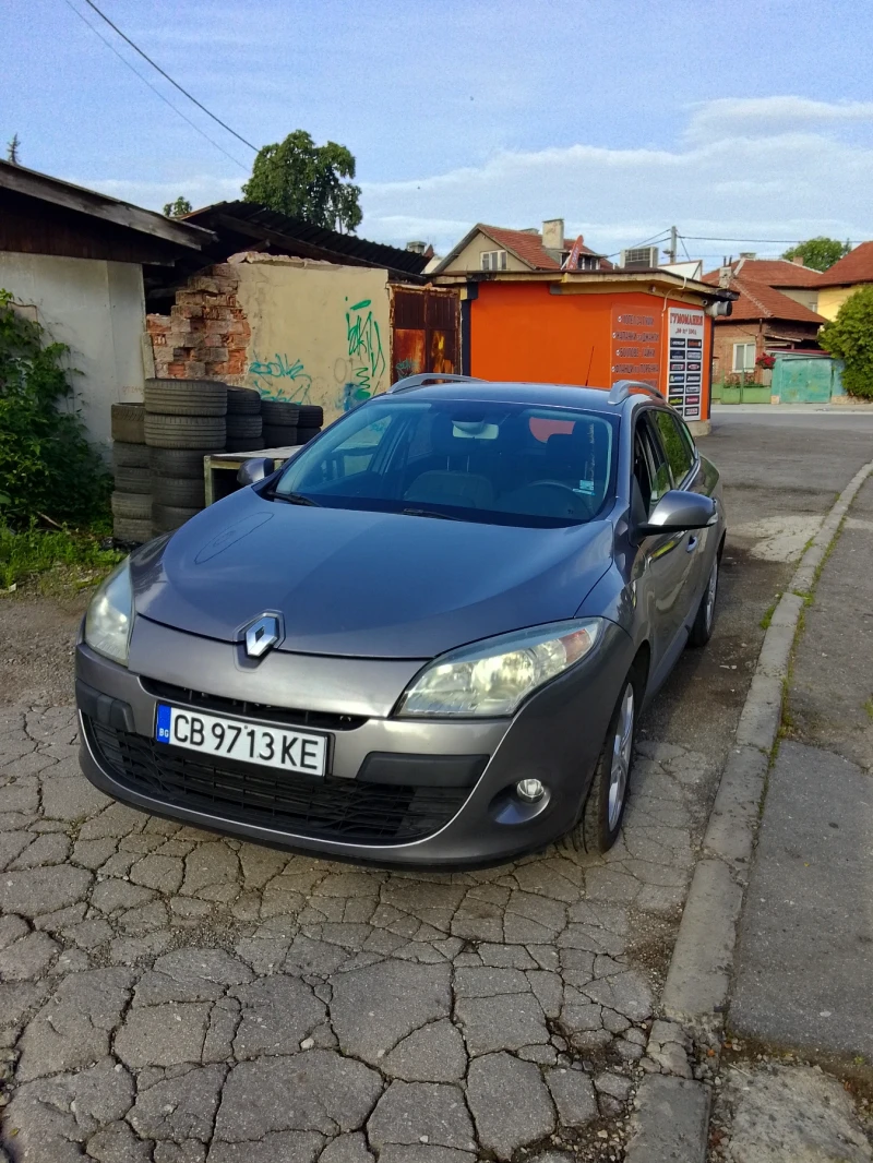 Renault Megane 1.4Тсе, снимка 1 - Автомобили и джипове - 47389084