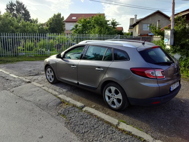 Renault Megane 1.4Тсе, снимка 5 - Автомобили и джипове - 47389084