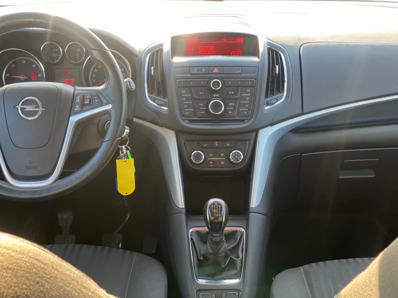 Opel Zafira 2.0 CDTI, снимка 7 - Автомобили и джипове - 48335487