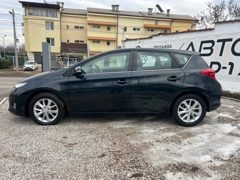 Toyota Auris 1.6-NAVI FULL, снимка 8 - Автомобили и джипове - 48799373