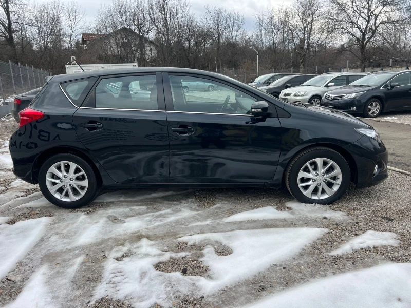 Toyota Auris 1.6-NAVI FULL, снимка 7 - Автомобили и джипове - 48799373