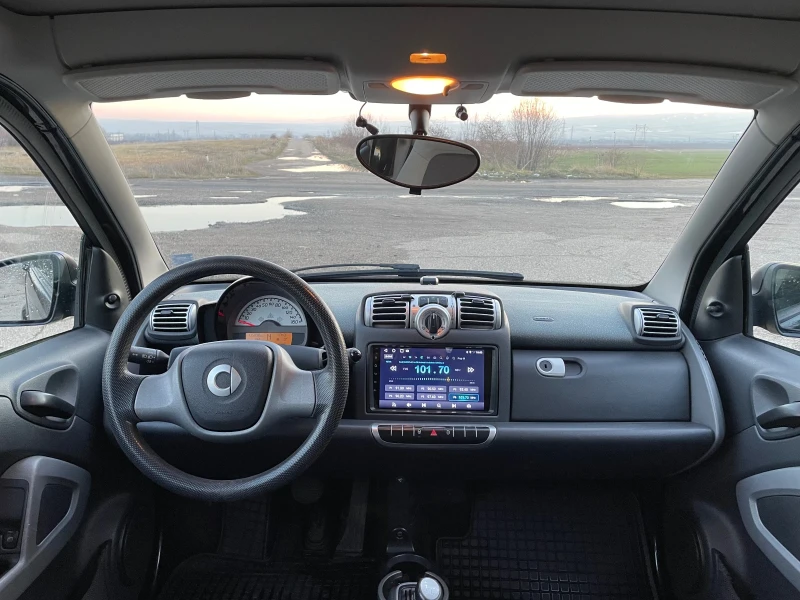 Smart Fortwo 1.0i, снимка 10 - Автомобили и джипове - 48823116