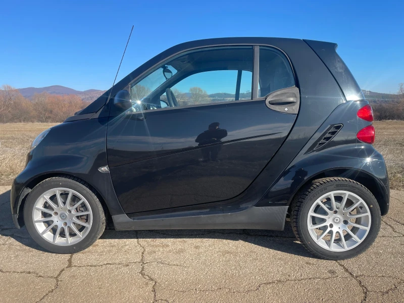 Smart Fortwo 1.0i, снимка 8 - Автомобили и джипове - 48823116