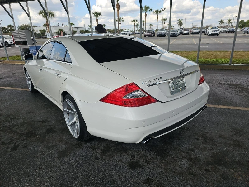 Mercedes-Benz CLS 500 CLS 500 5.5L 8, снимка 5 - Автомобили и джипове - 49285859