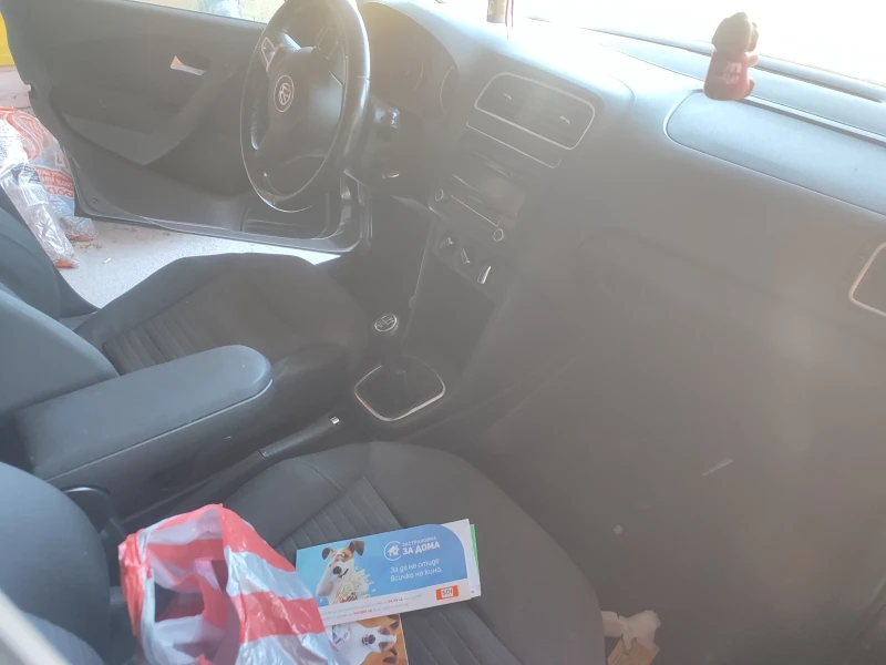 VW Polo, снимка 5 - Автомобили и джипове - 50970943