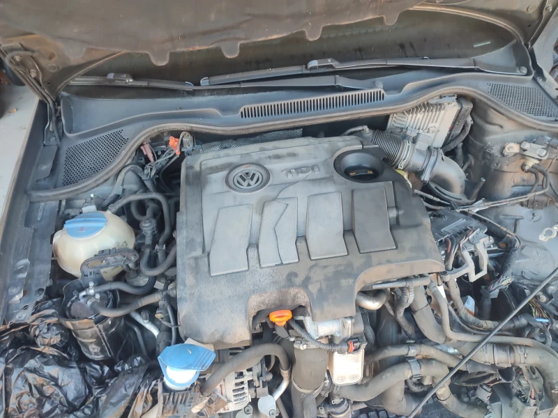 VW Polo, снимка 4 - Автомобили и джипове - 50970943