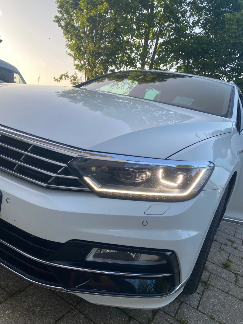 VW Passat R line 4motion, снимка 13 - Автомобили и джипове - 52370412