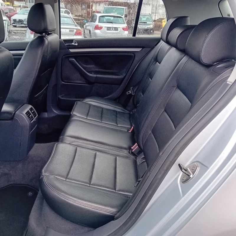 VW Golf 2.0 TDI Италия , снимка 11 - Автомобили и джипове - 53284049