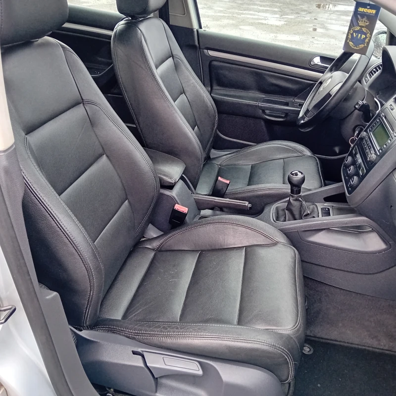 VW Golf 2.0 TDI Италия , снимка 9 - Автомобили и джипове - 53284049