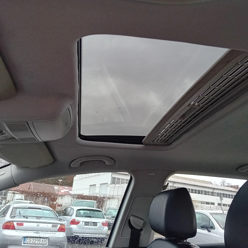 VW Golf 2.0 TDI Италия , снимка 15 - Автомобили и джипове - 53284049