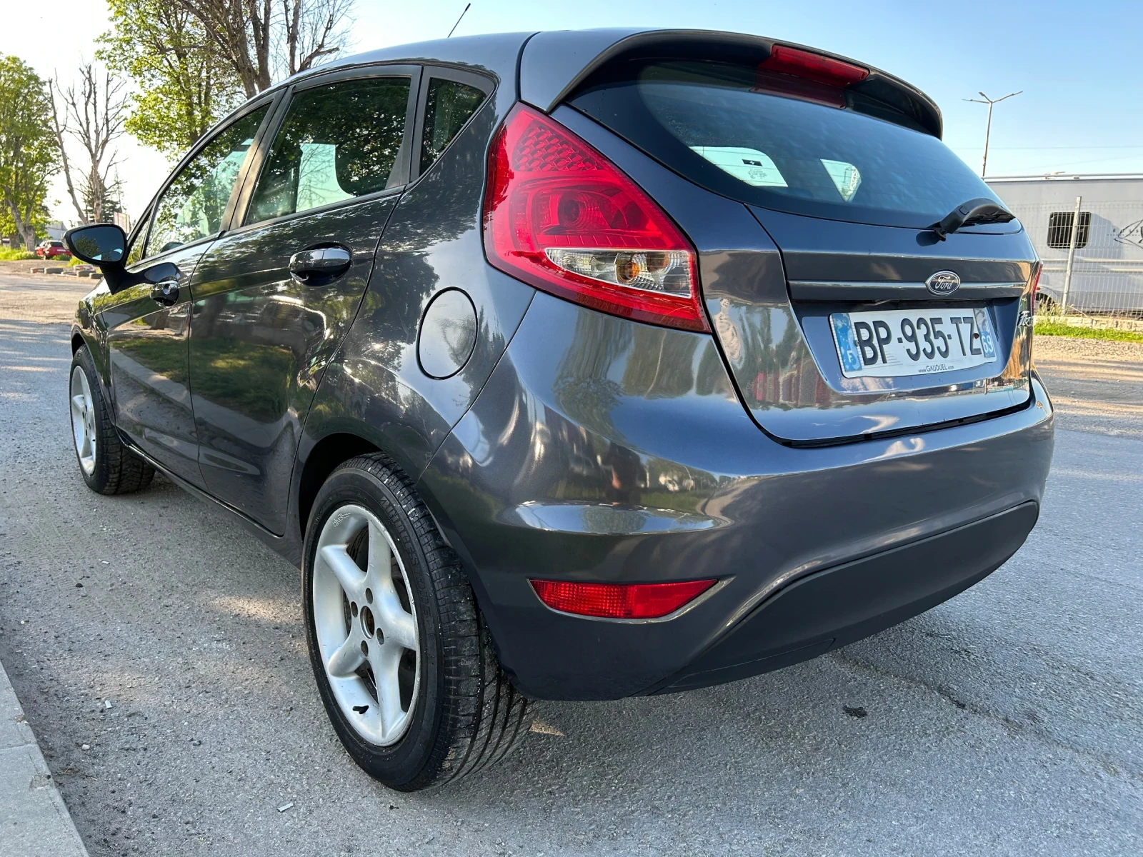 Ford Fiesta 1.4 TDCi/70k.c./KLIMA  - изображение 8